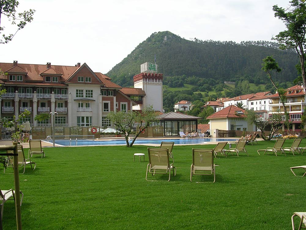 Gran Hotel Balneario de Puente Viesgo Balnearios de Cantabria